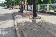 2 lô liền kề ngang 14m nằm ở đường nguyễn bỉnh khiêm,gần chợ đình.sẵn sổ,giá 6xxtr1 lô,