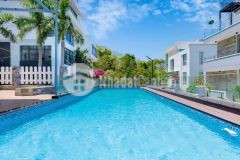 Bán biệt thự 1 trệt 3 lầu view biển bãi trước