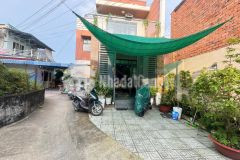 Nhà sổ riêng hoàn công 3.7 tỷ110m21 lầu 1 trệt6 phòng ngủ, đường ô tô