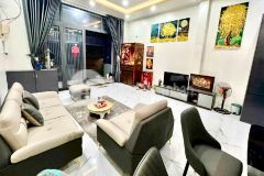 Bán nhà 3 tầng,32m2, hẻm xe hơi thông, cách mạng tháng tám,tân bình, ở ngaycho thuê, chỉ 5.7 tỷ