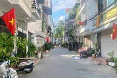 Bán nhà hồ ba mẫu 60m2, 5 tầng. oto tránh, vỉa hè 12.8 tỷ