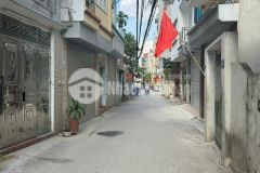 Thank liệt ccmn 7 tầng thang máy 9 phòng khép kín full nội thất oto cách chỉ 15m