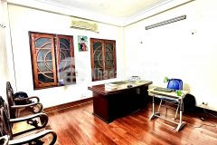 Phân lô khuất duy tiến, gara ôtô, kinh doanh vp, dt 53m2, 4 tầng, mt 4,2m, giá 19,5 tỷ
