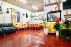 Cho thuê nhà nguyên căn hẻm ba tháng hai, phường 1 đà lạt, 3pn 8tr, lh 0888 113 882