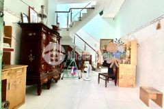 Bán nhà 3 tầng, 5pn, 40m2, gần hẻm xe hơi cmt8, q.tân bình, cho thuê 18trth, chỉ 4.5 tỷ