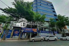 Bán nhà 2 mặt tiền đinh tiên hoàng,quận 1 8 x30m hđt 85 tr giá 55 tỷ. yến bđs 0913.362.3