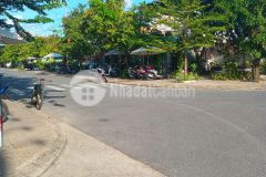 2 lô đôi ngang 10m nằm gần chợ sầm uất cách đường nhựa 100mgiá 7xxtr