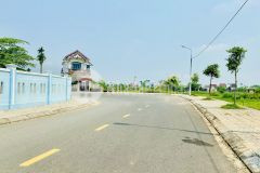 95m2 cạnh lô góc nằm ngay đường mạc đỉnh chi tt nam phước,đường bt 5m.giá 850tr.