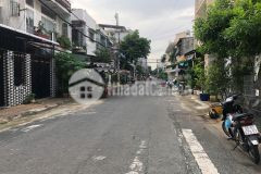 Nhà cấp 4, căn góc, đường 12m, sổ vuông, không lộ giới, không quy hoạch