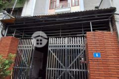 Bán nhà phúc lợi,long biên 4 tầng,90m,mt4.9m oto vào nhà nhỉnh 9 tỷ