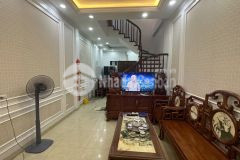 Bán nhà phố vọng, ngõ ba gác, vài bước ra phố, 2 thoáng, kinh doanh 4 phòng hơn 9 tỷ