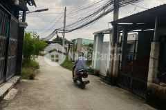 Bán 165 m2 gần khu công nghiệp tân đức chợ tự phát đức hòa long an