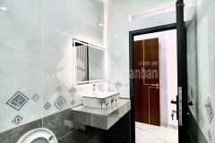 Nha gân bênh viên binh chanh 5x19m2 1trêt1lâu 1ty050