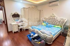 Nhà mặt phố bạch mai. 1 mặt ngõ. hai bà trưng. thang máy. ô tô. vỉa hè. mt 5,5m2. giá 30,4 tỷ.