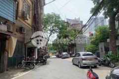 Cảm hội lò đúc oto đỗ cổng, full nội thất dt 45m sổ đỏ chính chủ giá 8.95 tỷ