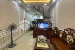 Chuyển nhượng nhà phố vọng một bước ra phố dt sd 44m x4t, mt 3.7m, 9.x tỷ