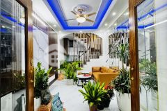 Bán nhà vĩnh hưng ô tô đỗ cổng full nội thất 4 tầng 5.95 tỷ