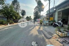 Gia đinh cân ban đât 200m2 sẵn 8 phòng trọ thị trấn củ chi 780tr