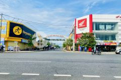 Cấn bán gấp 2 lô liền kề đường bt 5m sát trục đường nhựa khu kinh doanh sầm uất giá 8xxtr1 lô.