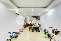 Bán nhà khu vực cv tuổi trẻ,48m2 căn góc,cực nông,lên tầng nhìn ra cv,ngõ đẹp,nhỉnh 9tỷ.