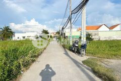 Bán gấp 315m2 giá chỉ 1 tỷ 250 triệu sát bên khu công nghiệp tân đức gọi cho em