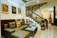 Ở ngay bán nhà đẹp 4 tầng hxh thông cmt8, 43m2 4x10.8m, 7 tỷ