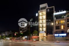 Cực đẹp, ở luôn, phố hồng tiến, phân lô, vỉa hè, 6 tầng, gara ôtô, 1 bước ra phố.