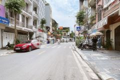 Bán nhà trường chinh. đống đa. ô tô. vỉa hè. dt 48m2. mt 5.7m. 3 tầng. giá 20.9 tỷ.