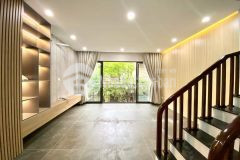 Bán nhà ngõ 60 phố ái mộ, hoàng như tiếp, bồ đề, 43m2, 6 tầng, mt6m, thang máy, 9 tỷ hơn