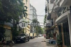 Bán mảnh đất nhỏ xinh phân lô ba đình 30m2 ô tô qua cửa 10m ra ôtô tránh vị trí đẹp 5.8 tỷ