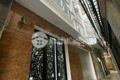 Bách khoa trần đại nghĩa 10 phòng dt 58m giá 12.9 tỷ, sđcc có thang máy