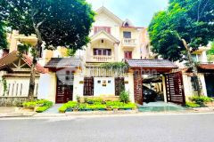 Bán biệt thự sân vườn linh đàm 235m2, mặt tiền 12m, giá cực tốt