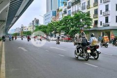 Bán gấp nhà mặt phố nguyễn trãi, vỉa hè, kinh doanh dt 72m2, 4 tầng, mt 7m, 22.5tỷ