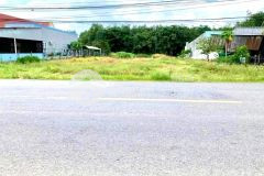 Kẹt vốn bán 2 sổ 600m2, giá 520trsổ, đường nhựa, thông vào 2 khu công nghiệp