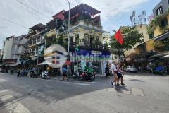 Ban gâp măt phô lan ông, hoan kiêm 88m 4tâng 80 ty, vi tri hiêm, kd sâm uât