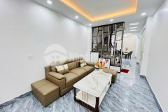 Kinh doanh đồng thời ở ngay ngõ thông tứ tung