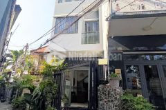 Nhà đẹp mặt tiền 4 tầng ngay trung tâm quận 7 chỉ hơn 7 tỷ. vào ở ngay