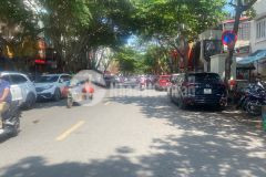 Nhỉnh 4 tỷ nhà trung tâm phố cổ ngọc lâm 34m, 3t, kinh doanh, ô tô đỗ cửa.