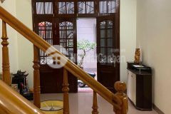 Cho thuê nhà đẹp, ngõ ô tô nghĩa đô cầu giấy 40m x 5t 6n4vs giá 20 triệu