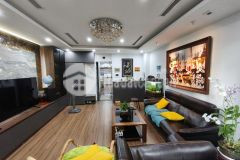 Bán nhà khu quần ngựa ba đình, gần hồ tây dt 6365m2, 6t thang máy, full nội thất, 22 tỷ.