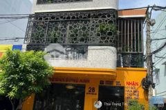 Bán mt rẻ nhất tuyến đường nguyễn tri phương, q.10 dt 200m2 6 tầng giá chỉ 275trm2 55 tỷ