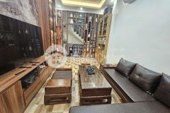 Bán nhà trịnh đình cửu định công, dt 40m2x5t,giá hơn 6 tỷ,full nội thất,2 thoáng.