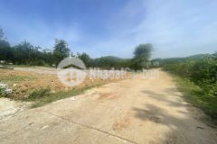 Chủ cần tiền bán gấp lô đất 800m2 có 200m2 thổ cư tại phú thành, lạc thuỷ, hoà bình giá chỉ 4trm2