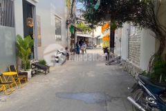 Chính chủ 1 căn ra hẻm xe hơi quay đầu