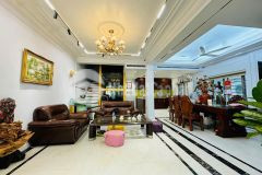 Bán biệt thự sân vườn lô góc oto xuân đỉnh từ liêm 120m2, 6 tầng, mt 7.1m, giá 26 tỷ