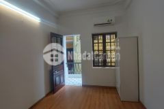 Bán nhà sát ô chợ dừa, quận đống đa, gần 40m2, 4 tầng, 4 ngủ, sát phố, hơn 5 tỷ