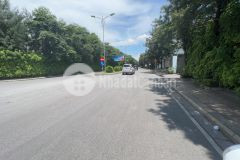 Cực hiếm mảnh đất phân lô 918 phúc đồng 80m, mt8m, 2 thoáng, ô tô tránh, gần sân golf.