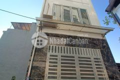 Nhà 4 tầng, ỷ la dt30m2, mt3.3m, ô tô đỗ 5.6 tỷ hà đông