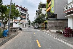 Đất đẹp hiếm đường to ô tô tránh tdc giang biên dt 90m2. giá 16.5 tỷ