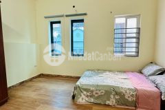 Bán nhà giáp bát 5 tầng long lanh ở ngay hoàng mai